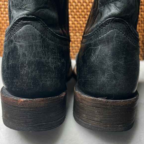 Corral Black Leather CowboyBoots main image 4